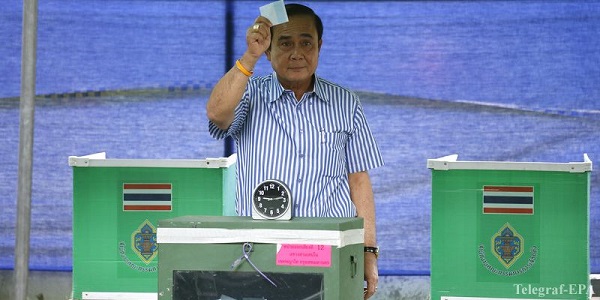 В Таиланде проходит референдум по поводу новой конституции